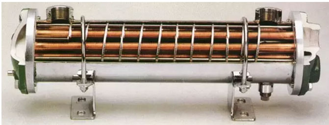 一种结构的冷凝器实物解剖图